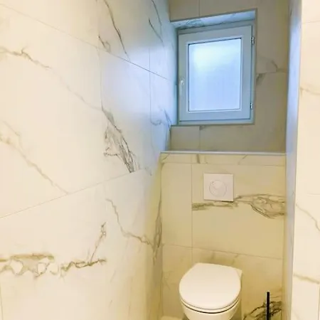 L'escapade Des Privilegies